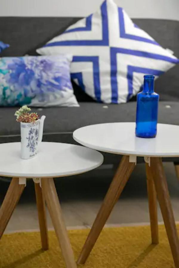 Cosy & Chic Studio Close By Victoria Square Bucharest Exterior photo